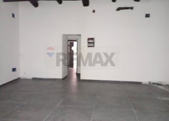 Stanza vuota - Locale Commerciale Via Sant'Agostino
 
31, Caserta - foto 41