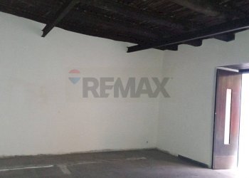 Stanza vuota - Locale Commerciale Via Sant'Agostino
 
31, Caserta - foto 45