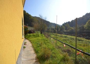 Vista delle montagne - Casa semi indipendente strada Eirola
 
4, Dego - foto 25