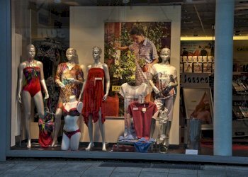 immagine di esempio - Attività Commerciale Roseto degli Abruzzi - foto 1