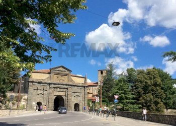 Edificio all\'aperto - Bilocale Via Pignolo
 
99, Bergamo - foto 42