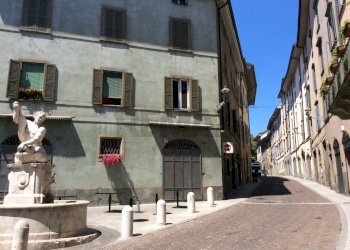 Edificio all\'aperto - Bilocale Via Pignolo
 
99, Bergamo - foto 45