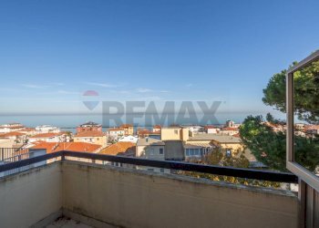 Balcone - Trilocale Via Porta Nuova
 
9, Francavilla al Mare - foto 14