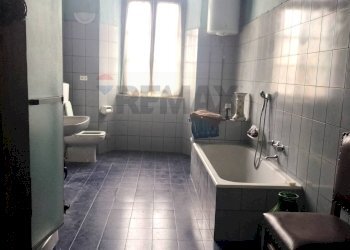 Bagno - Bilocale piazza 25 aprile, Zerbo - foto 8