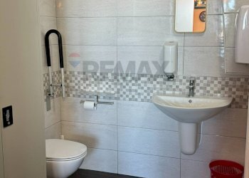 Bagno - Commercial Activity Lungomare Europa
 
2, Vieste - photo 16