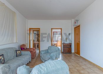 Soggiorno - Quadrilocale Via Antonio Pacinotti
 
21, Porto Torres - foto 1