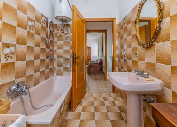 Bagno - Quadrilocale Via Antonio Pacinotti
 
21, Porto Torres - foto 21