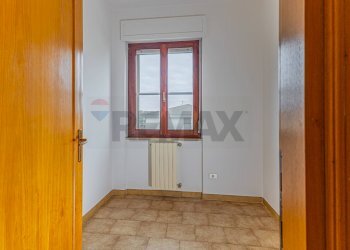 Stanza vuota - Quadrilocale Via Antonio Pacinotti
 
21, Porto Torres - foto 29