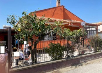 Casa all\'aperto - Villa Via IV Novembre I traversa
 
10, Carinola - foto 1