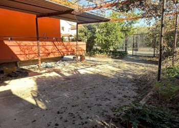 Giardino - Villa Via IV Novembre I traversa
 
10, Carinola - foto 5