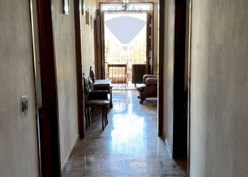 Hall / corridoio - Villa Via IV Novembre I traversa
 
10, Carinola - foto 14