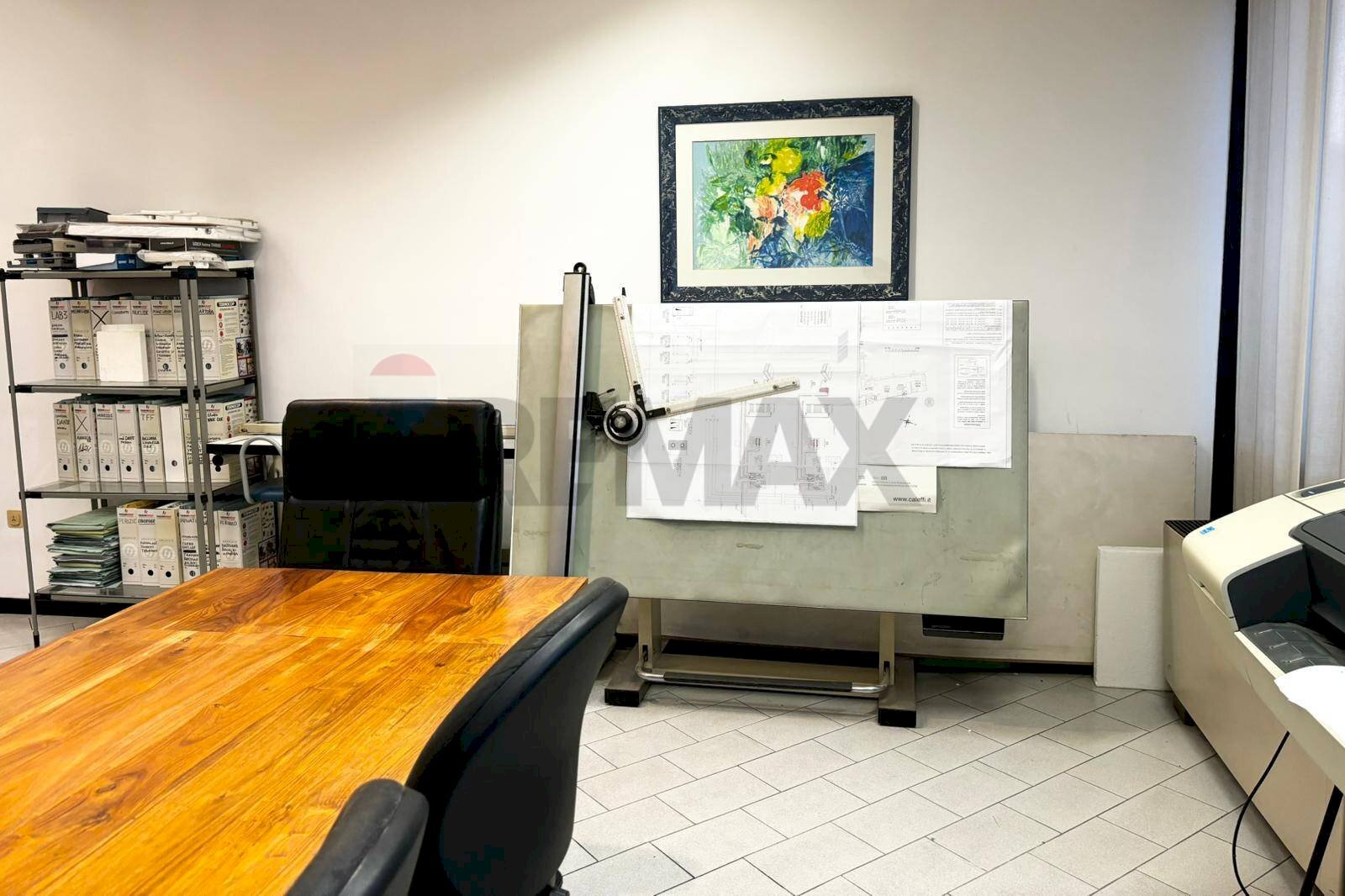 Ufficio - Office via Dante Alighieri
 
4, Mira - photo 1