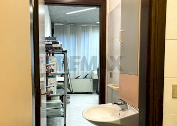 Bagno - Office via Dante Alighieri
4, Mira - photo 5