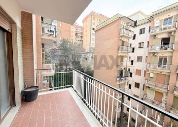 Balcone - Trilocale Via Pigna
 
76, Napoli - foto 3