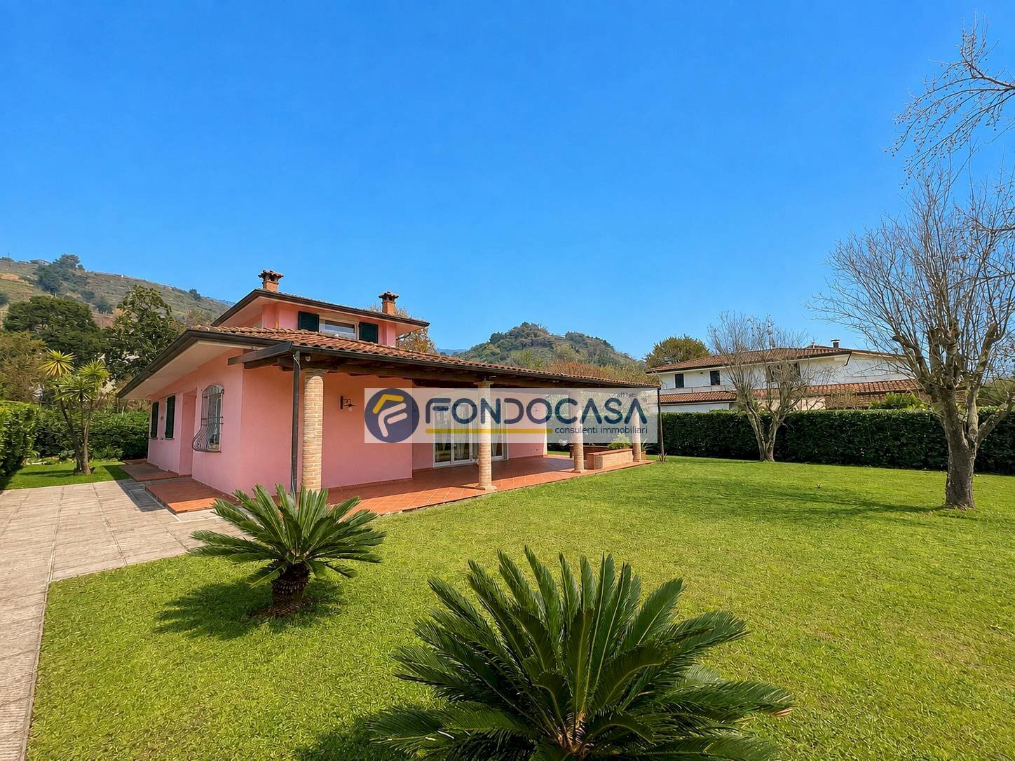 Esterno - Villa via castagnara, Massa - foto 1