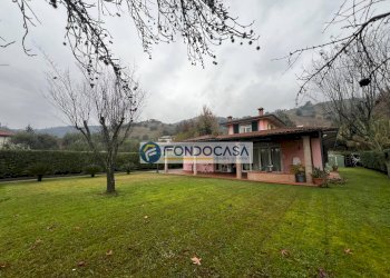 esterno - Villa via castagnara, Massa - foto 1