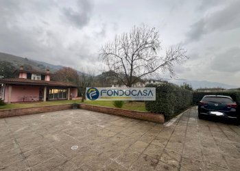 esterno - Villa via castagnara, Massa - foto 3