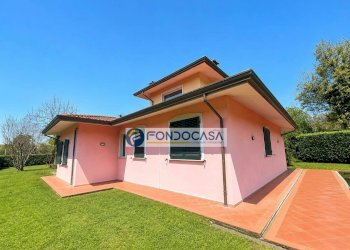 Esterno - Villa via castagnara, Massa - foto 2
