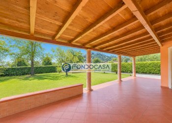 Esterno - Villa via castagnara, Massa - foto 4