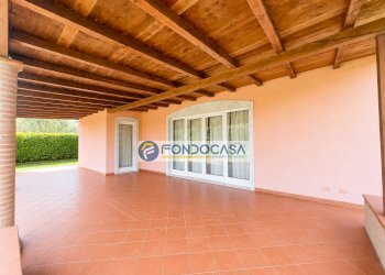 Esterno - Villa via castagnara, Massa - foto 24