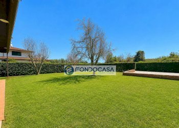Esterno - Villa via castagnara, Massa - foto 29