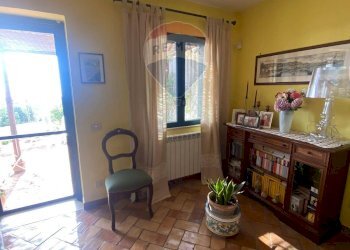 Soggiorno - Casa indipendente Formia - foto 10