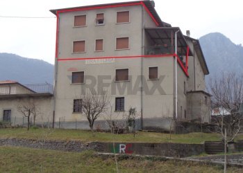 Edificio all\'aperto - Casa semi indipendente cà casetti
 
24, Sant'Omobono Terme - foto 2