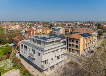 Edificio all\'aperto - Bilocale via Camillo Cavour
 
80, Cavezzo - foto 12