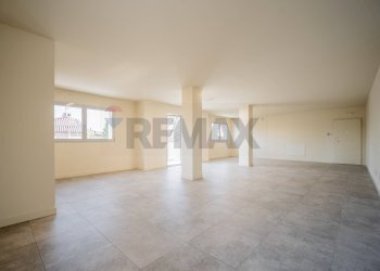 Stanza vuota - Trilocale via Camillo Cavour
 
80, Cavezzo - foto 1