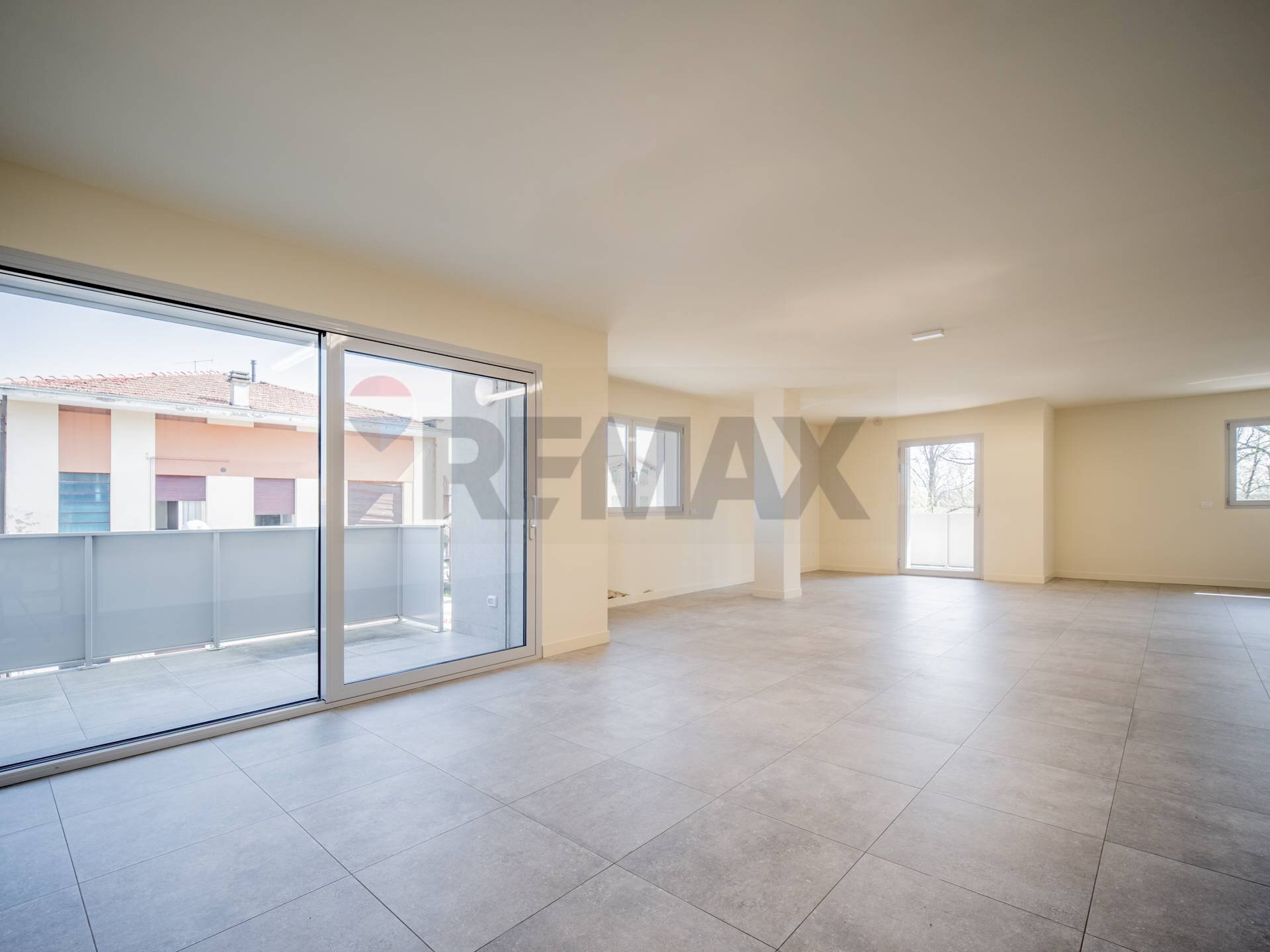 Stanza vuota - Office via Camillo Cavour
 
80, Cavezzo - photo 1