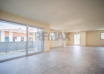 Stanza vuota - Attico Via Camillo Cavour
 
80, Cavezzo - foto 4