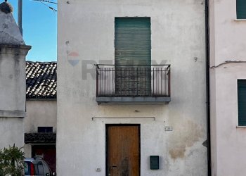 Casa all\'aperto - Semi-detached house Via Savognatica
 
16, Carpineti - photo 1