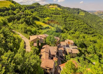 Vista delle montagne - Villa via Spigone
 
14, Vetto - foto 6