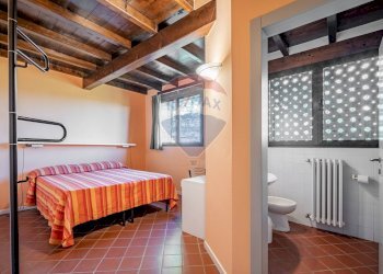 Camera / camera da letto - Villa via Spigone
 
14, Vetto - foto 26