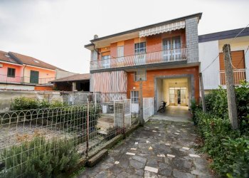 Foto 2 - Casa semi indipendente Via C. Ubertini
 
25, Montanaro - foto 2