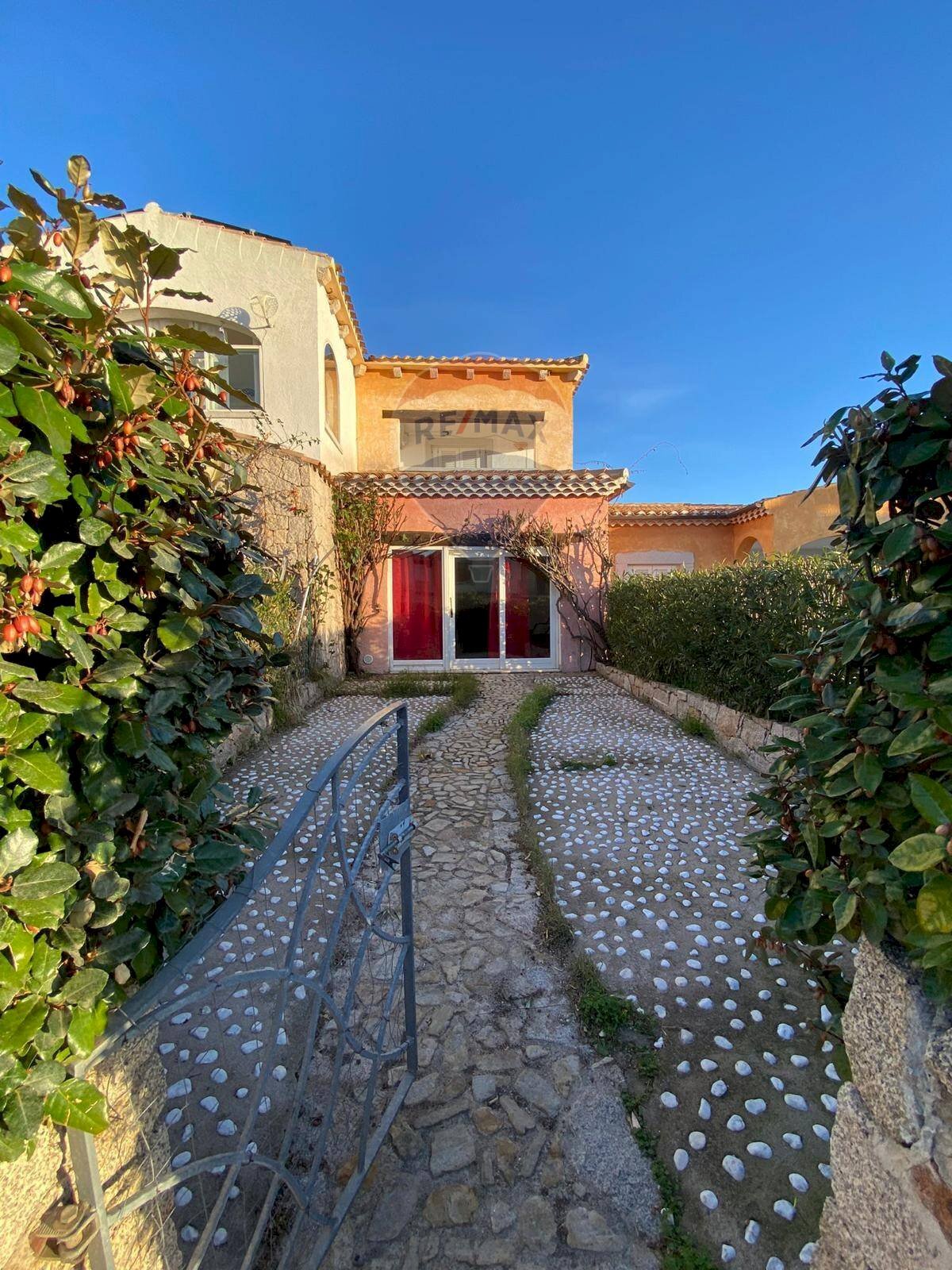 Casa all\'aperto - Villa a Schiera via stromboli
 
2, San Teodoro - foto 3