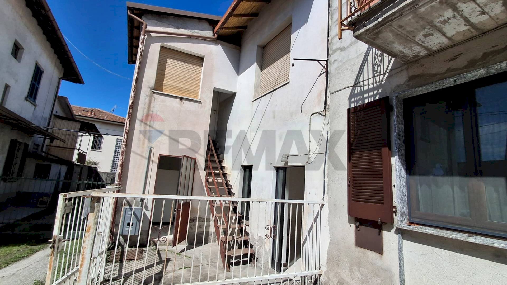 Balcone - Casa semi indipendente Vergiate - foto 3