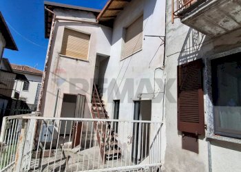 Balcone - Casa semi indipendente Vergiate - foto 3