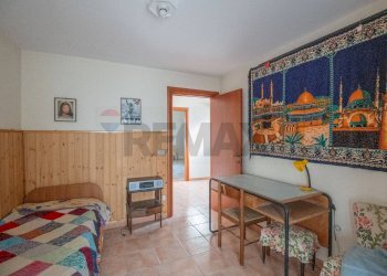 Camera / camera da letto - Casa indipendente corso don minzoni
 
91, Ragusa - foto 17