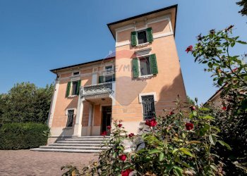 Casa all\'aperto - Casa indipendente Via Gramsci
 
29, San Benedetto Po - foto 1