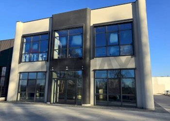 Edificio all\'aperto - Shop VIA LOMBARDIA
 
17, Volta Mantovana - photo 10