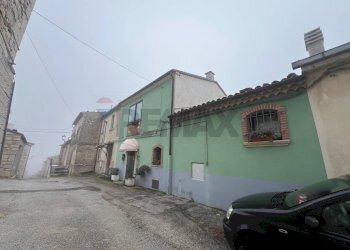 Casa all\'aperto - Casa semi indipendente Via Sacro Cuore
 
4, San Giuliano del Sannio - foto 28