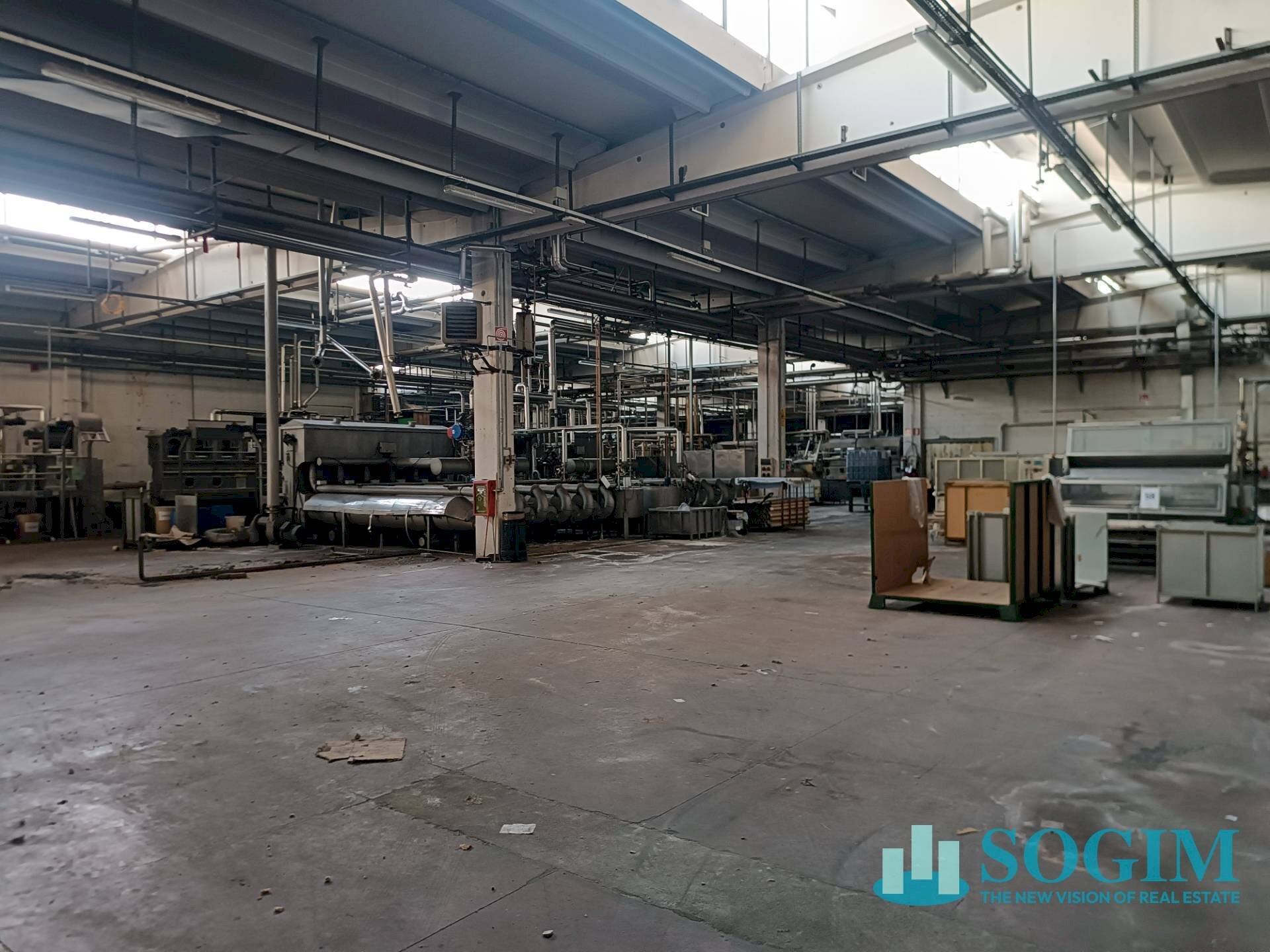 Produzione - Capannone Via Adda
 
10, Casnate con Bernate - foto 1