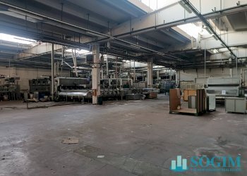 Produzione - Capannone Via Adda
 
10, Casnate con Bernate - foto 1