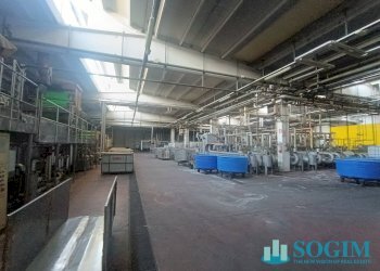 Produzione_11 - Capannone Via Adda
 
10, Casnate con Bernate - foto 12