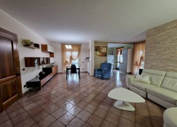 Foto 16 - Villa Via Buonarroti
 
3, Linarolo - photo 16