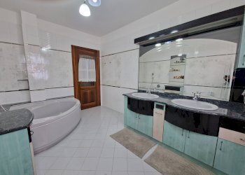 Foto 24 - Villa Via Buonarroti
 
3, Linarolo - photo 24