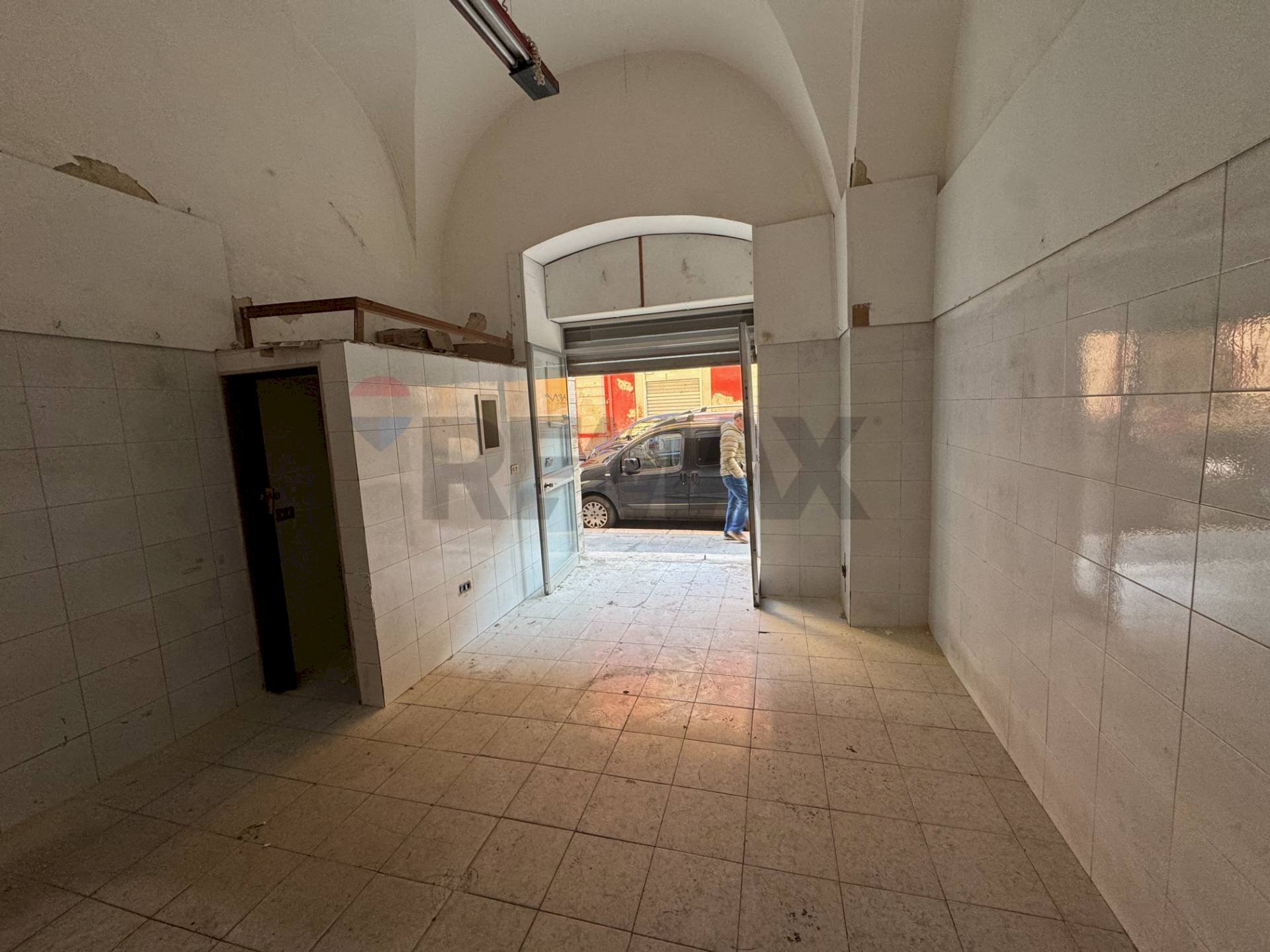 Hall / corridoio - Commercial Premises Via Nizza
6, Bari - photo 3