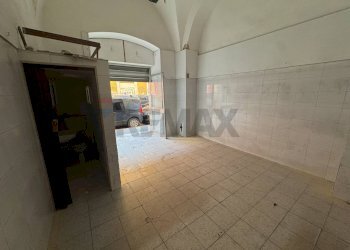 Stanza vuota - Commercial Premises Via Nizza
 
6, Bari - photo 7