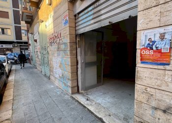 Edificio all\'aperto - Commercial Premises Via Nizza
 
6, Bari - photo 9